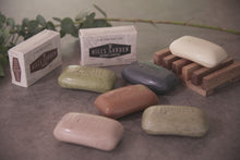 Cargar imagen en el visor de la galería, Jabones Artesanales: CARA y CUERPO